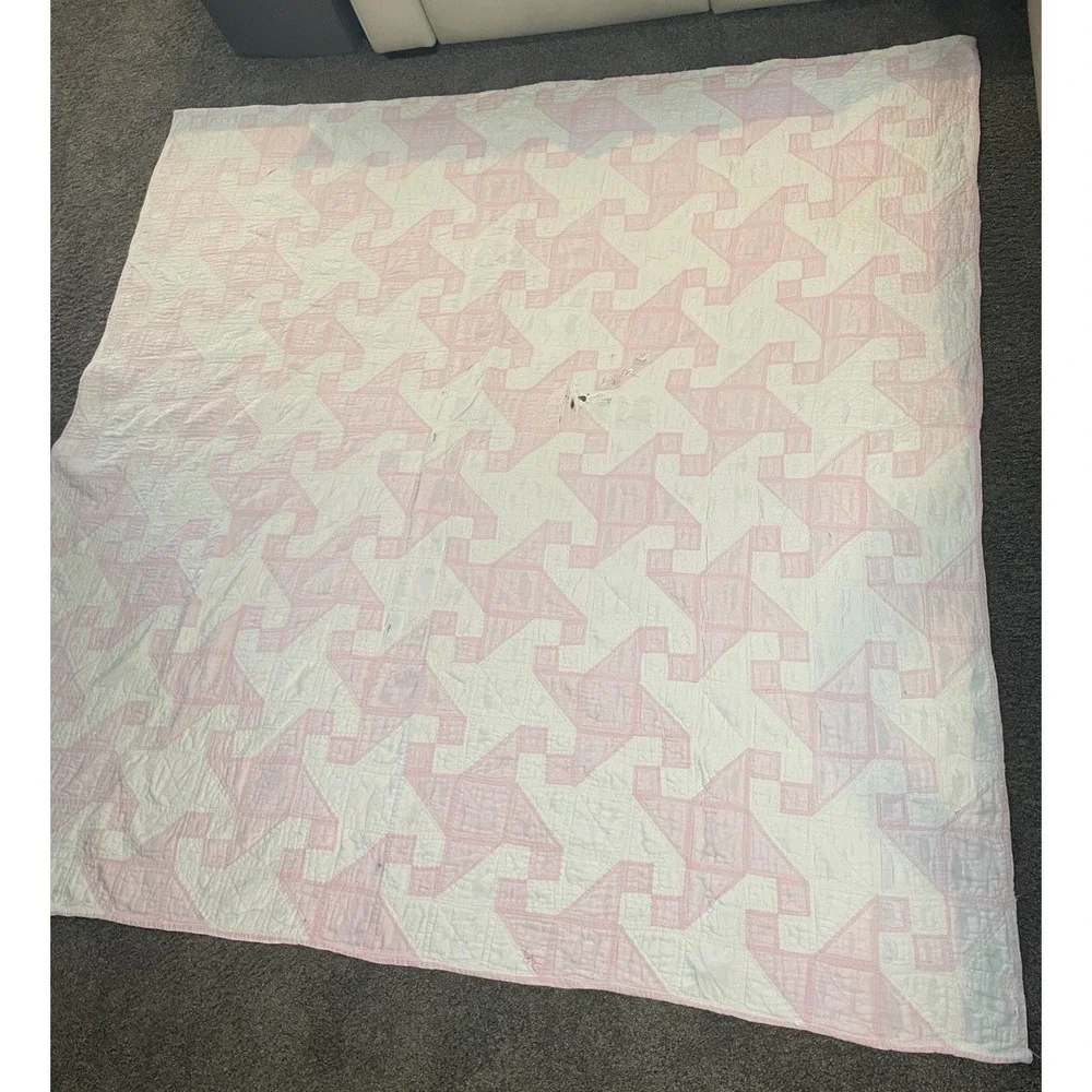VTG ANTIQUE HANDMADE QUILT 69x69 Drunkard's Path Pink White Cottage 1920's Loved